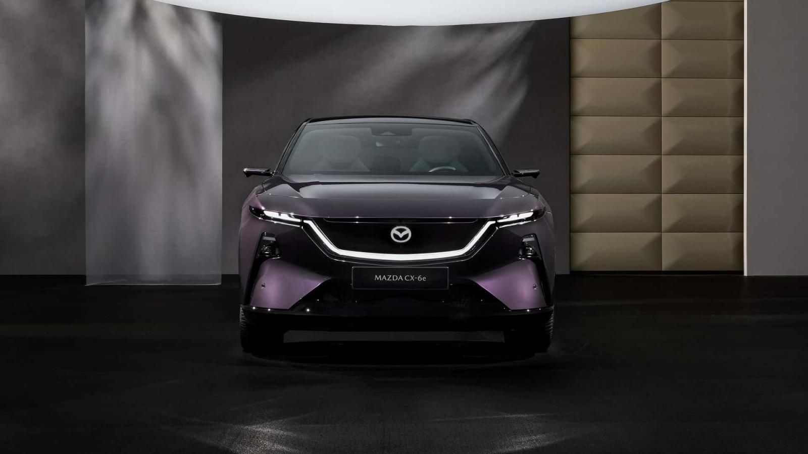 Αποκάλυψη για το νέο ηλεκτρικό Mazda CX-6e